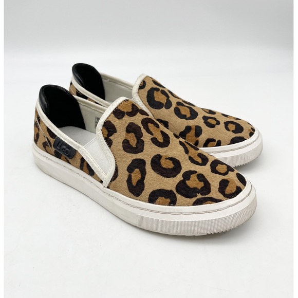 Ugg Alameda Spotty Animal Printed Easy Slip-on Sneaker Women's Size 6 Cow Hair - Picture 1 of 7